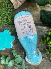 Load image into Gallery viewer, Snow Queen Foaming Bath Salts