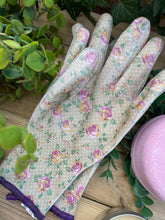 Load image into Gallery viewer, Gardeners Gift Box