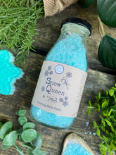 Load image into Gallery viewer, Snow Queen Foaming Bath Salts