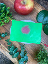 Load image into Gallery viewer, Apple Soap Slice