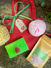 Load image into Gallery viewer, Apple Jute Gift Bag