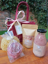 Load image into Gallery viewer, Moroccan Rose Jute Gift Bag