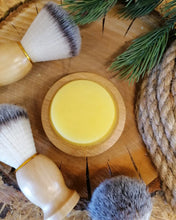 Load image into Gallery viewer, Wooden Safety Razor Gift Set