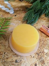 Load image into Gallery viewer, Ladies Shave Soap - with Chamomile and Sweet Orange