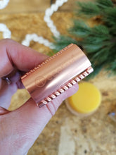 Load image into Gallery viewer, Rose Gold Safety Razor