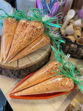 Load image into Gallery viewer, Foaming Bath Crumble Carrot