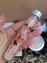 Load image into Gallery viewer, Pink Himalayan Bath Salts