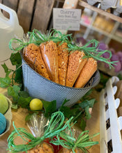 Load image into Gallery viewer, Foaming Bath Crumble Carrot