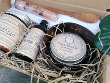 Load image into Gallery viewer, Natural Skincare - Clay Face Mask - Plastic Free Beauty Pamper Gift Set