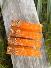 Load image into Gallery viewer, Lincolnshire Summer Honey Soap Slice
