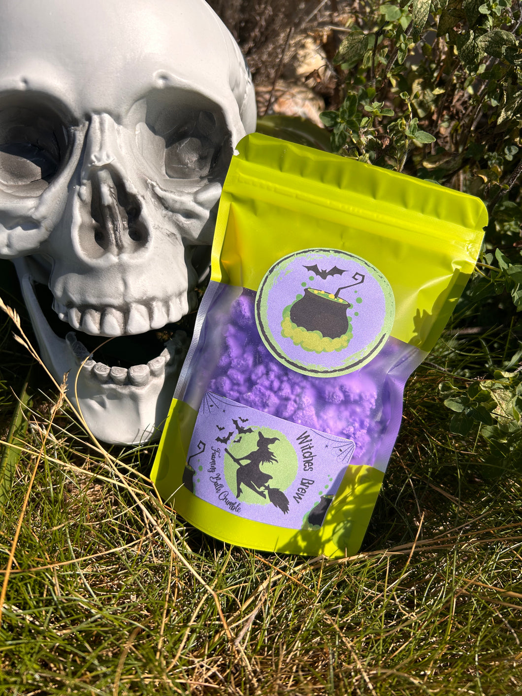 Witches Brew Foaming Bath Crumble
