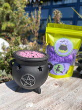 Load image into Gallery viewer, Witches Brew Foaming Bath Crumble
