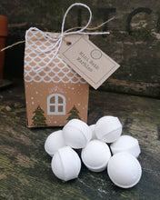 Load image into Gallery viewer, Mini Bath Marble Christmas Cottage
