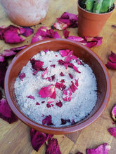 Load image into Gallery viewer, Foaming Bath Bomb Crumble - Moroccan Rose - Rose Bath 
