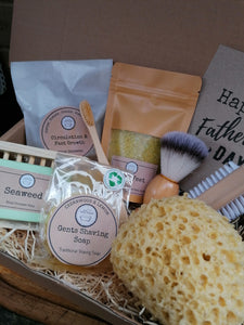 Clean Shaven Man’s Gift Box