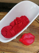 Load image into Gallery viewer, Raspberry Kiss Foaming Bath Crumble
