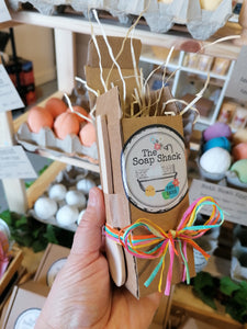 Easter Egg Bath Bomb in Wooden Egg Cup
